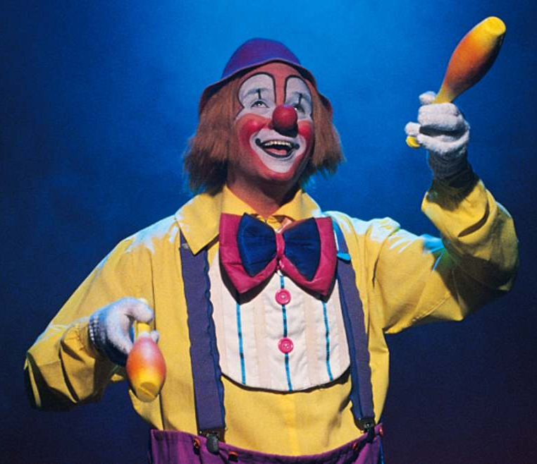 Duo Clowns Et Jongleurs Arbre De Noel Agence Paloma